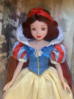 Disney Princess 2002 Snow White Porcelain Keepsake 14” Doll, Snow White and the Seven Dwarfs, The Brass Key Collectibles
atoystoreonelmstreet.com