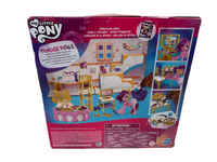 My Little Pony: A New Generation Royal Room Reveal Princess Pipp Petals - 3-Inch Pink Pony, Water-Reveal Accessories, Toy for Kids Ages 5 and Up New in Package