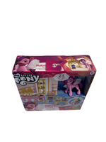 My Little Pony: A New Generation Royal Room Reveal Princess Pipp Petals - 3-Inch Pink Pony, Water-Reveal Accessories, Toy for Kids Ages 5 and Up New in Package